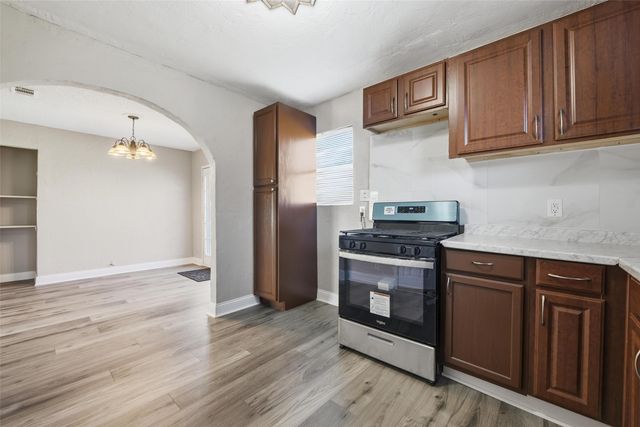 2616 Putnam Street, Fort Worth, TX 76112