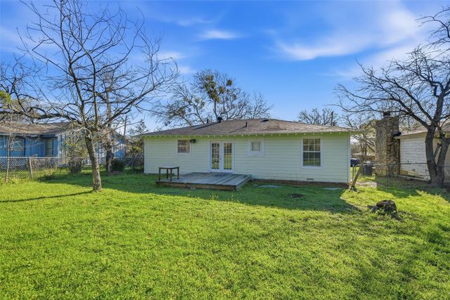 2616 Putnam Street, Fort Worth, TX 76112