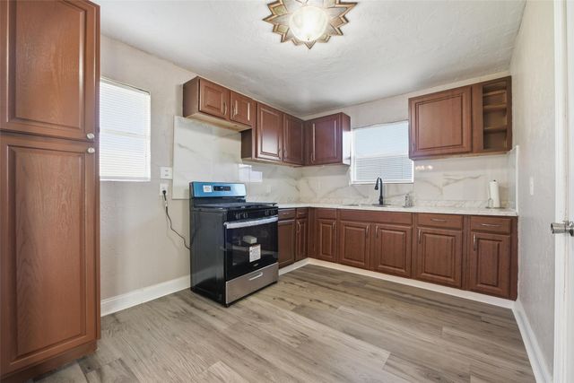 2616 Putnam Street, Fort Worth, TX 76112