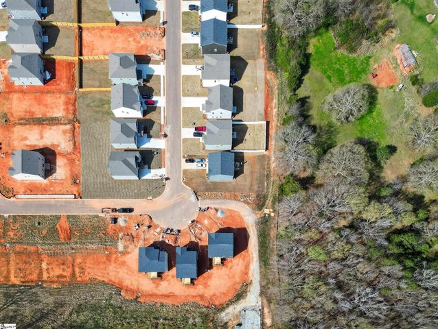 101 Spring Knoll Way, Fountain Inn, SC 29644