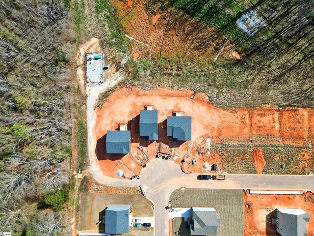 101 Spring Knoll Way, Fountain Inn, SC 29644