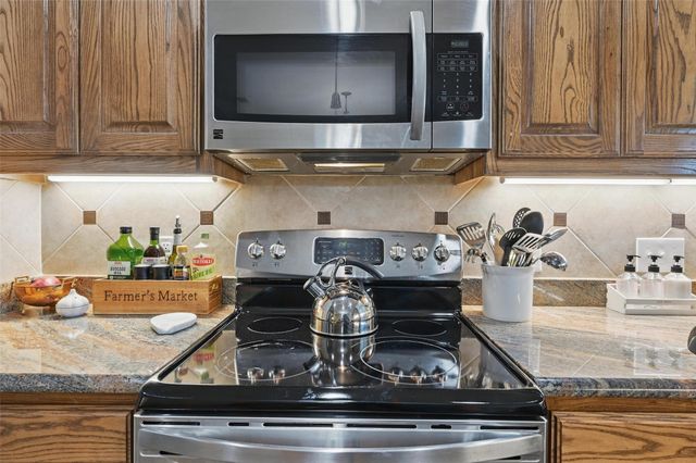 931 White Marlin Drive, Burleson, TX 76028