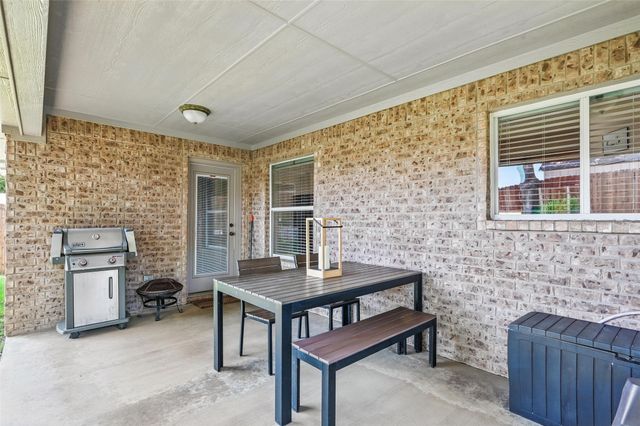 931 White Marlin Drive, Burleson, TX 76028