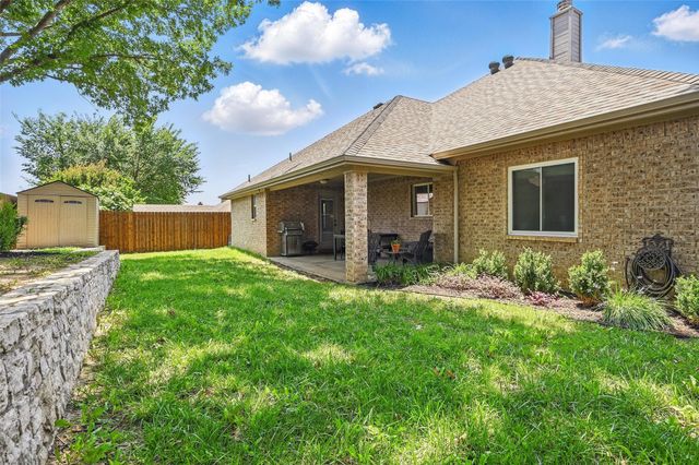 931 White Marlin Drive, Burleson, TX 76028