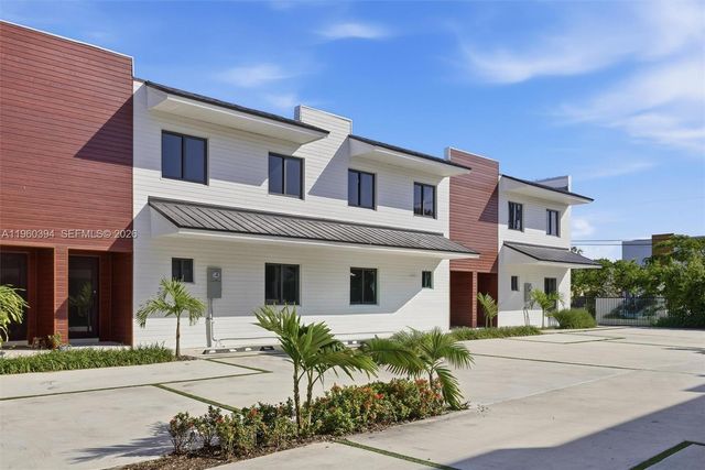 936 NW 10th St 2, Florida City, FL 33034