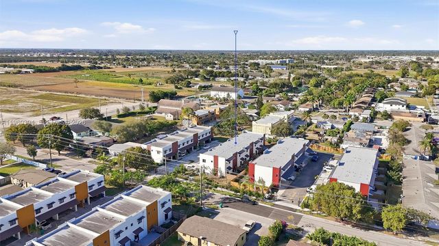 936 NW 10th St 2, Florida City, FL 33034