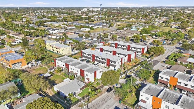 936 NW 10th St 2, Florida City, FL 33034