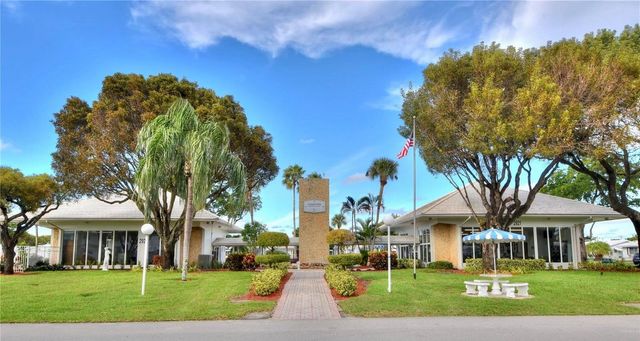 2501 W Golf Blvd 229, Pompano Beach, FL 33064