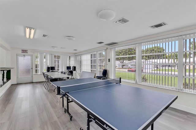 2501 W Golf Blvd 229, Pompano Beach, FL 33064