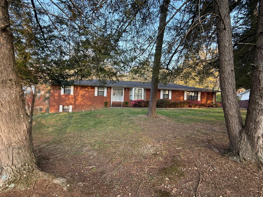 528 S Seminole Drive, Chattanooga, TN 37412