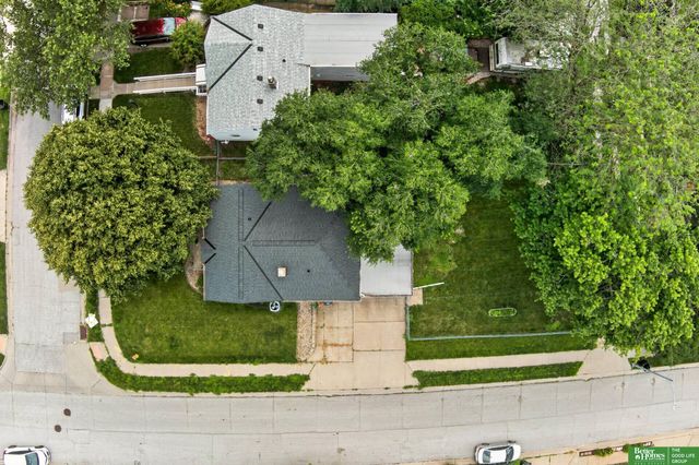 1902 S 61st Street, Omaha, NE 68106
