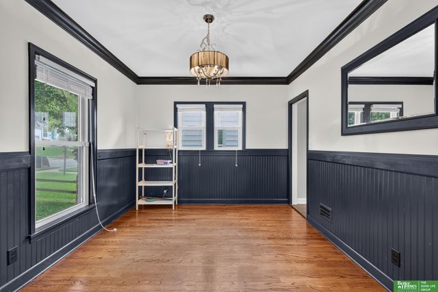 1902 S 61st Street, Omaha, NE 68106