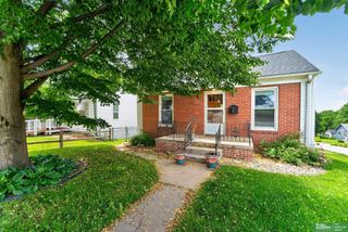 1902 S 61st Street, Omaha, NE 68106