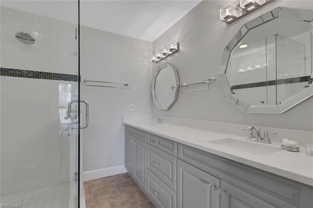 848 Marblehead DR, Naples, FL 34104