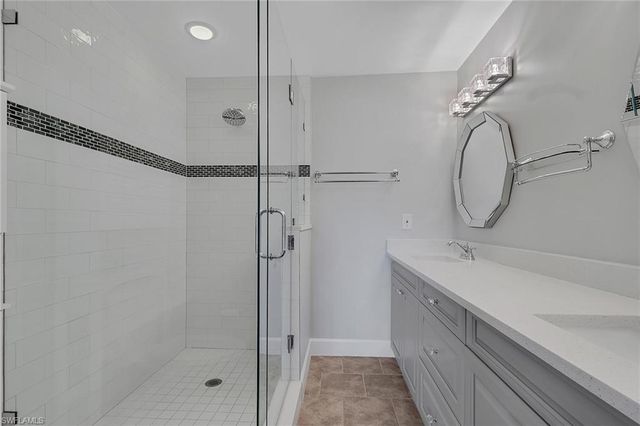 848 Marblehead DR, Naples, FL 34104