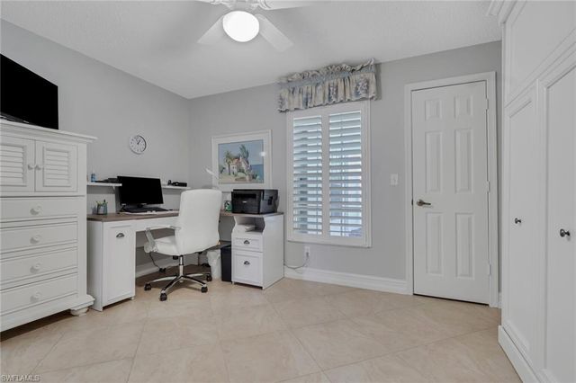 848 Marblehead DR, Naples, FL 34104
