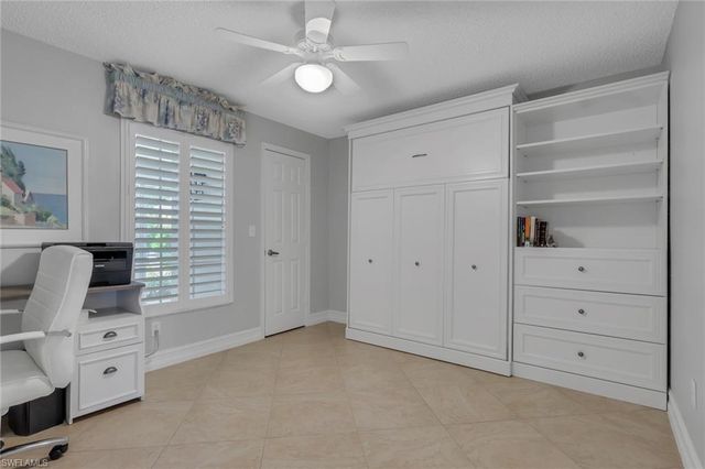 848 Marblehead DR, Naples, FL 34104
