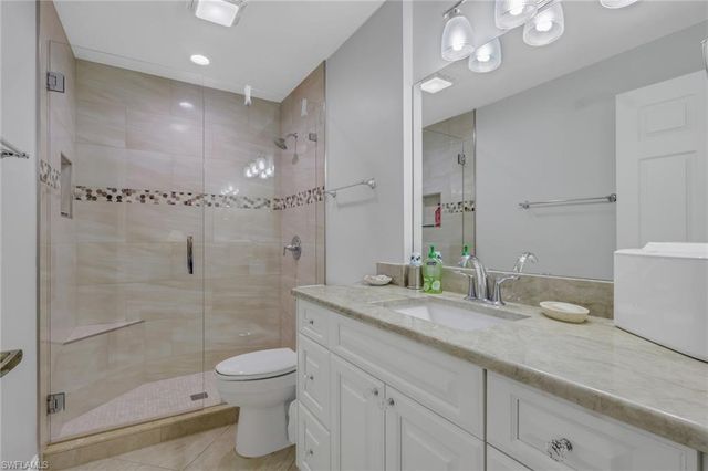848 Marblehead DR, Naples, FL 34104