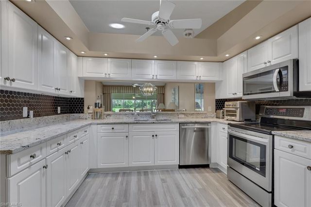 848 Marblehead DR, Naples, FL 34104