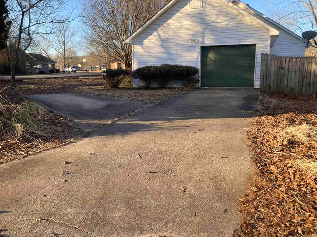 908 Texas, Mena, AR 71953