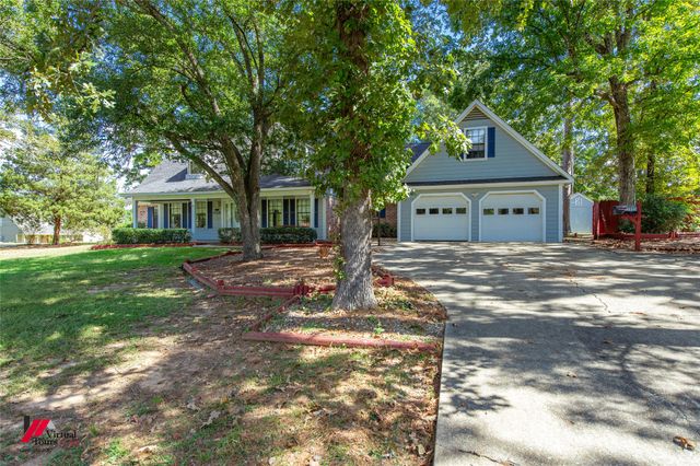 3805 Eames Circle, Shreveport, LA 71119