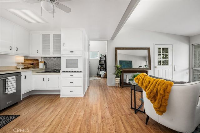 1562 Golden Rain Road 44G, Seal Beach, CA 90740