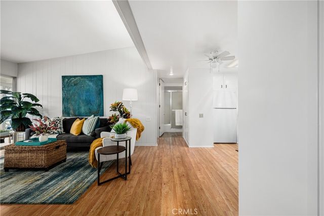 1562 Golden Rain Road 44G, Seal Beach, CA 90740