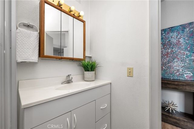 1562 Golden Rain Road 44G, Seal Beach, CA 90740
