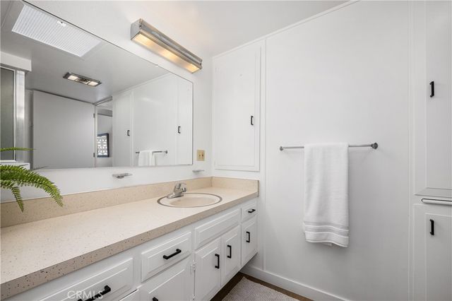 1562 Golden Rain Road 44G, Seal Beach, CA 90740