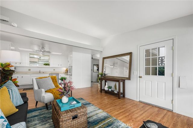 1562 Golden Rain Road 44G, Seal Beach, CA 90740