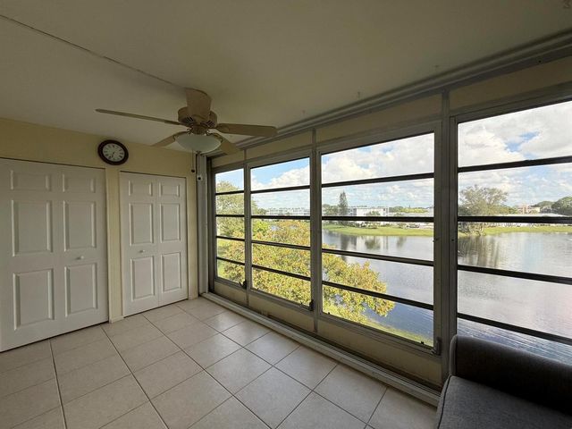4021 Farnham O 4021, Deerfield Beach, FL 33442