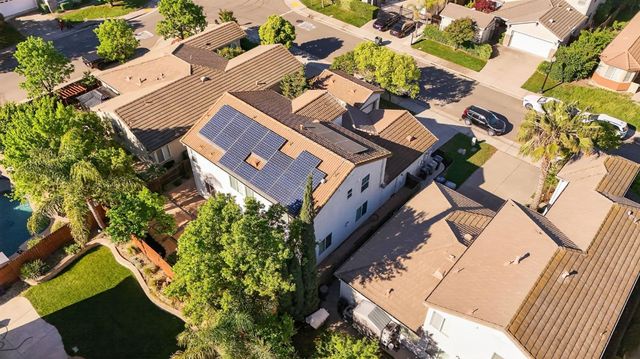 5706 Tres Piezas Dr, Sacramento, CA 95835