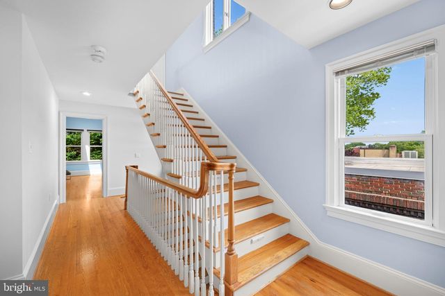 4561 MACARTHUR BLVD NW, Washington, DC 20007