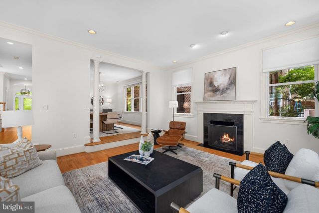 4561 MACARTHUR BLVD NW, Washington, DC 20007