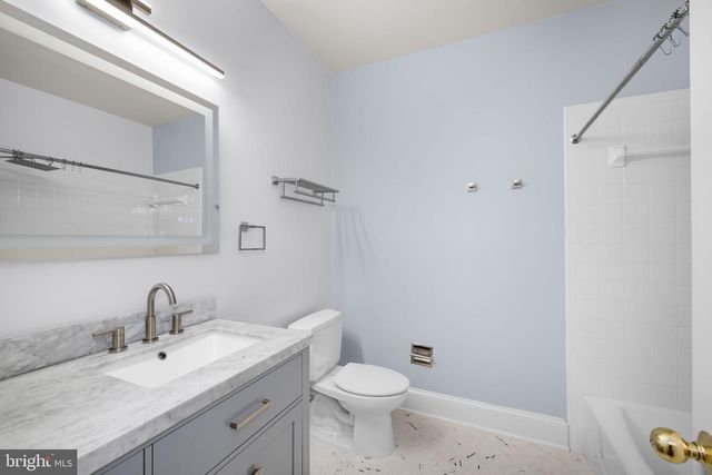 4561 MACARTHUR BLVD NW, Washington, DC 20007