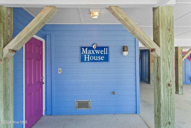 143 Brunswick Avenue E, Supply, NC 28462