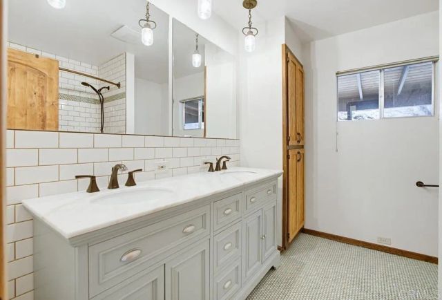 25008 Manzanita Ln, Descanso, CA 91916