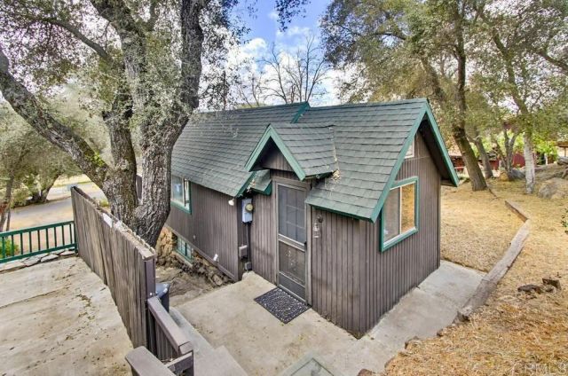 25008 Manzanita Ln, Descanso, CA 91916