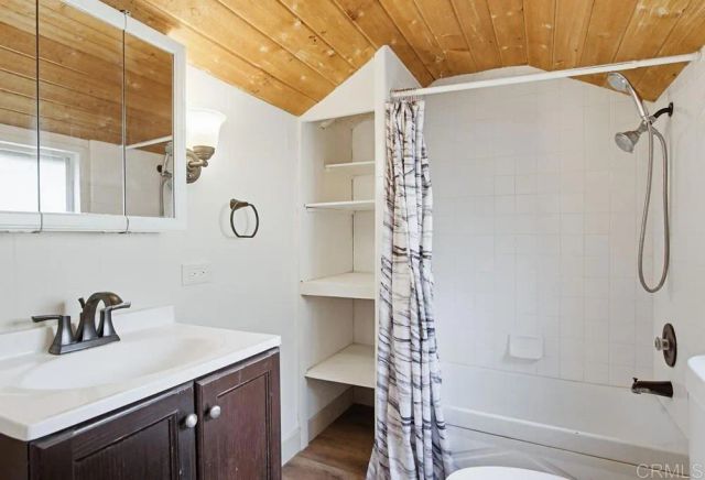 25008 Manzanita Ln, Descanso, CA 91916