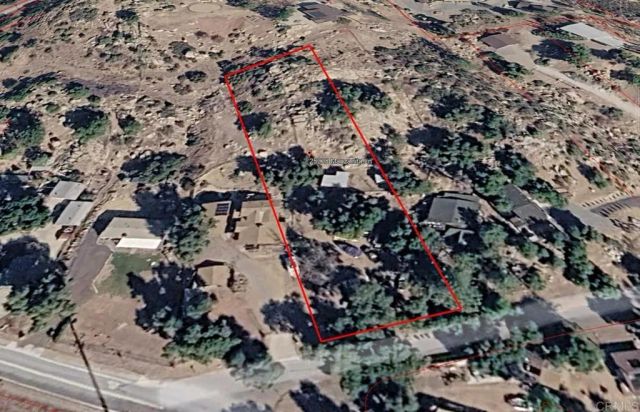 25008 Manzanita Ln, Descanso, CA 91916