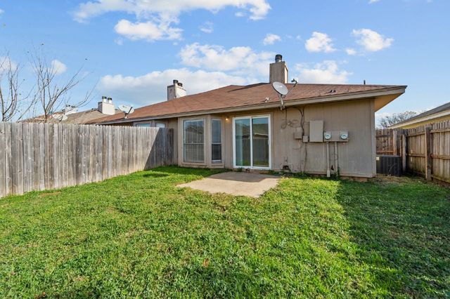 8510 Gatlinburg Drive, Fort Worth, TX 76123