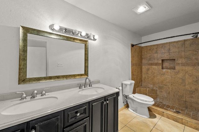 8510 Gatlinburg Drive, Fort Worth, TX 76123