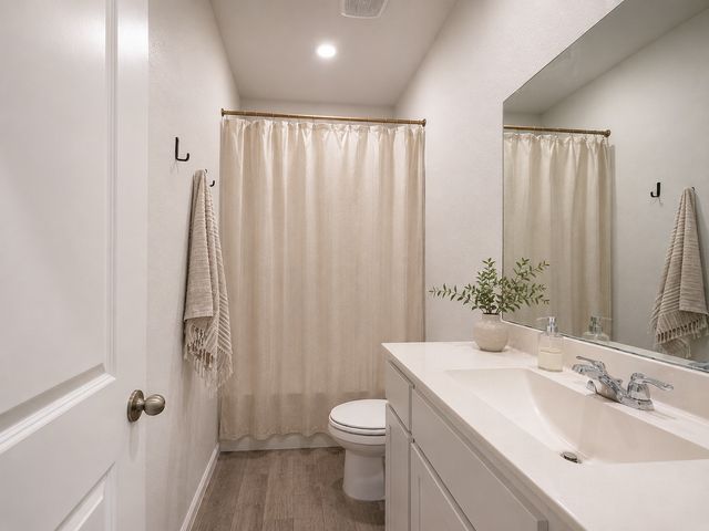 8605 Mirror Lake Drive, Fort Worth, TX 76179
