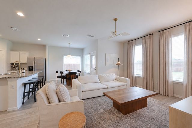 8605 Mirror Lake Drive, Fort Worth, TX 76179