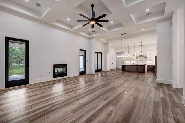 32648 Dobbin Huffsmith Road, Magnolia, TX 77354