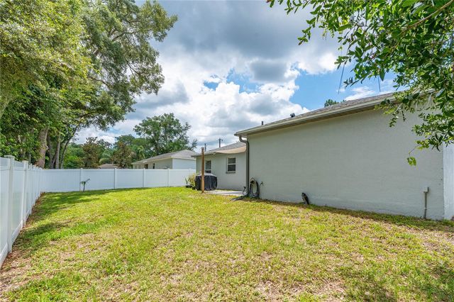 1439 17TH STREET, Orange City, FL 32763