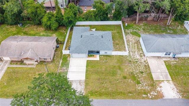 1439 17TH STREET, Orange City, FL 32763