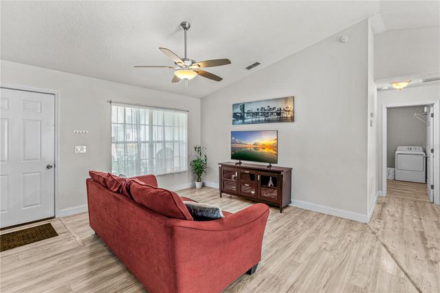 1439 17TH STREET, Orange City, FL 32763