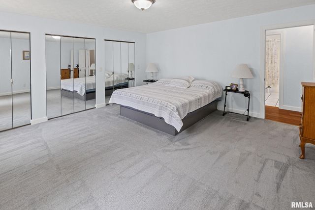 521 Marquis Avenue, Centralia, IL 62801