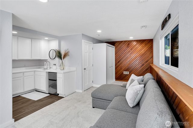 3605 225th Place SW, Mountlake Terrace, WA 98043